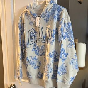GAP women Cream and Blue Floral Hoodie- size medium New with tags!